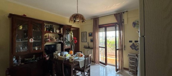 Apartamento de 2 habitaciónes en Ciampino, Italy No. 32755 2