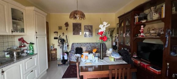 Apartamento de 2 habitaciónes en Ciampino, Italy No. 32755 3