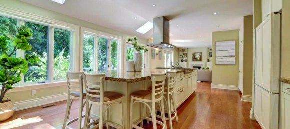 4 bedrooms House in Mississauga, Canada No. 732 3