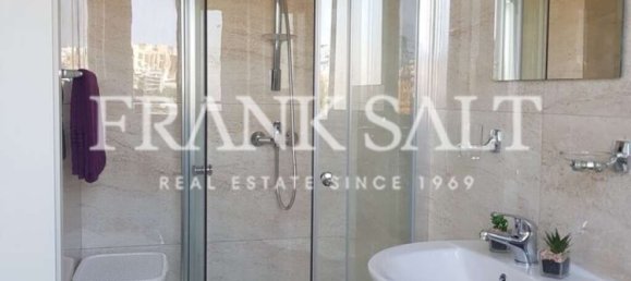 2 bedrooms Penthouse in Santa Venera, Malta No. 9932 12