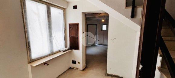 5 bedrooms Apartment in Turin, Italy No. 326860 7