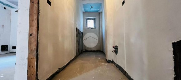 5 bedrooms Apartment in Turin, Italy No. 326860 5