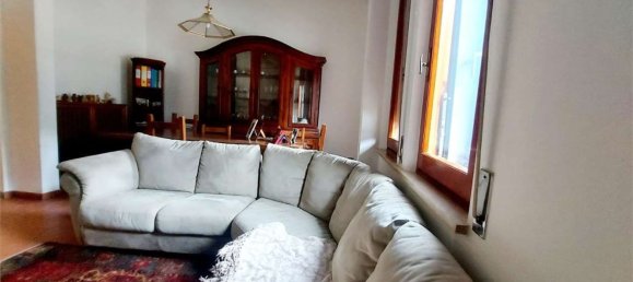 3 rooms Apartment in Prato, Italy No. 48808 30