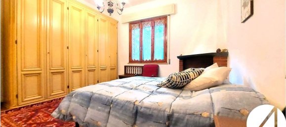 3 rooms Apartment in Prato, Italy No. 48808 25