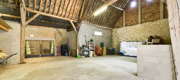 5 Schlafzimmer Haus in Mesnil-Saint-Loup, France, Nr. 95372 18