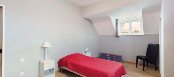 5 Schlafzimmer Haus in Mesnil-Saint-Loup, France, Nr. 95372 12