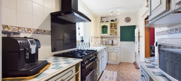 5 Schlafzimmer Haus in Mesnil-Saint-Loup, France, Nr. 95372 3