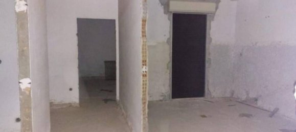 Propriété commerciale à Gioia Tauro, Italy 1292m² No. 293910 9