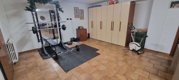 Квартира с 4 комнатами в Лимбьяте, Италия № 130476 22