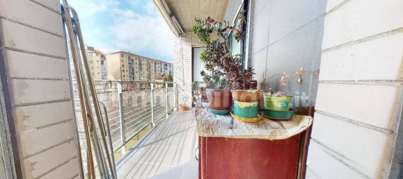 5 bedrooms Apartment in Turin, Italy No. 192334 34