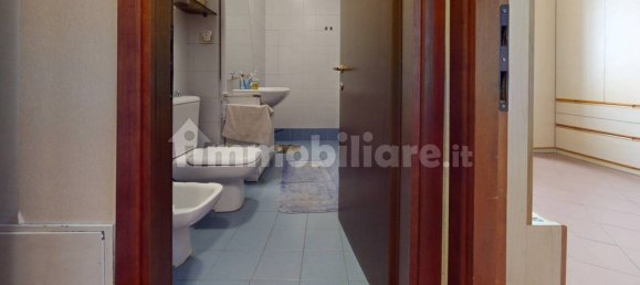 5 bedrooms Apartment in Turin, Italy No. 192334 27