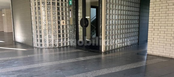 5 bedrooms Apartment in Turin, Italy No. 192334 3