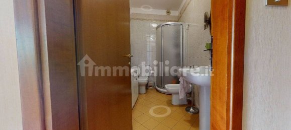 5 bedrooms Apartment in Turin, Italy No. 192334 35