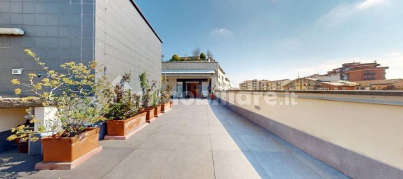 5 bedrooms Apartment in Turin, Italy No. 192334 40