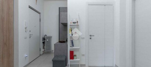 3 bedrooms Apartment in Cisliano, Italy No. 364949 5