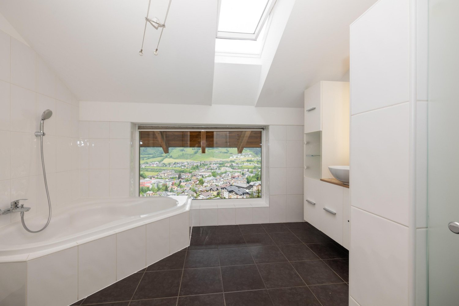 3 bedrooms Duplex in St. Johann im Pongau, Austria No. 132512