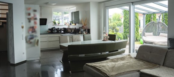 Casa de 4 divisões em Kaufbeuren, Germany N.º 245472 5