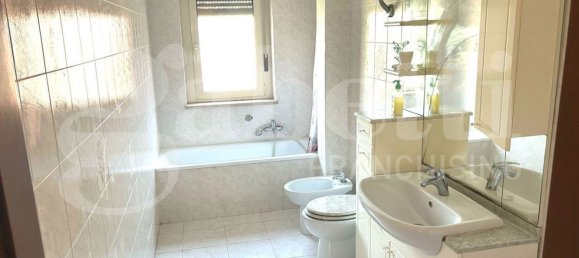 5 rooms Apartment in Terracina, Italy No. 14136 6