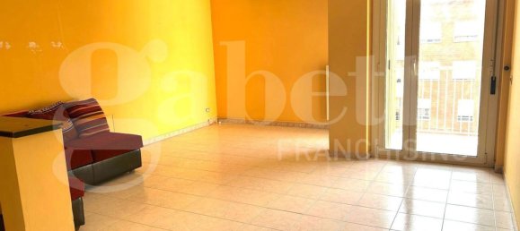 5 rooms Apartment in Terracina, Italy No. 14136 2