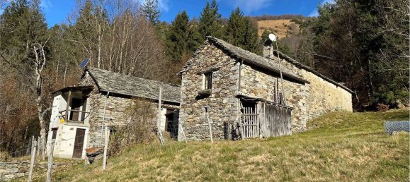 3 rooms House in Trarego Viggiona, Italy No. 87511 5