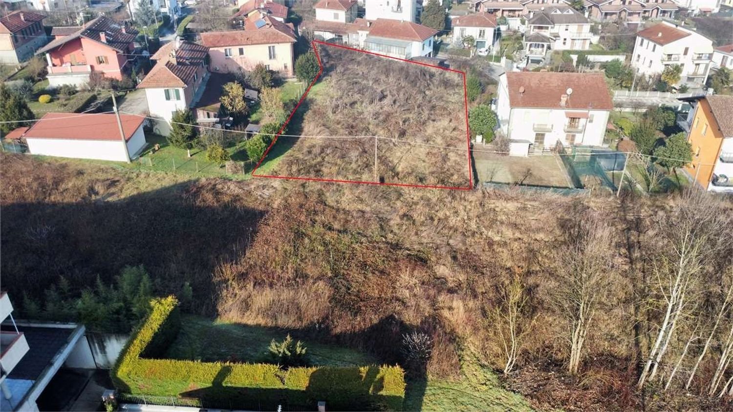 Terrain à Gassino Torinese, Italy 1503m² No. 232537