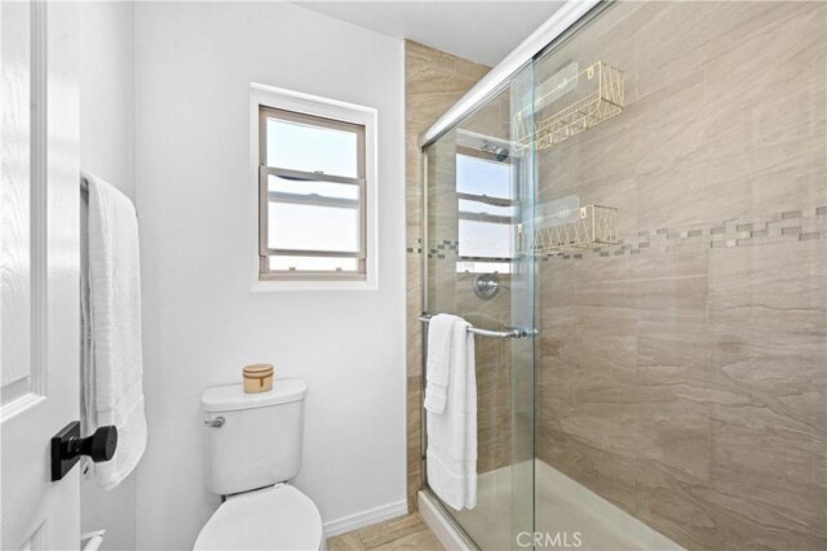 2 bedrooms House in Woodland Hills, USA No. 405184