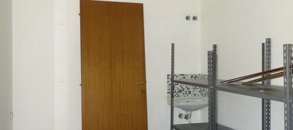 144m² Commercial property in Pescara, Italy No. 107211 13