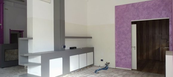 144m² Commercial property in Pescara, Italy No. 107211 25