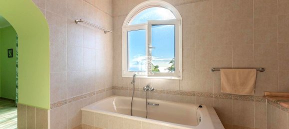 3 bedrooms House in Candelaria, Spain No. 191004 17