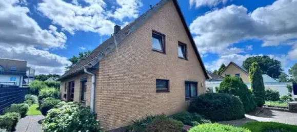 Дом с 6 комнатами в Фленсбург, Германия № 224666 2