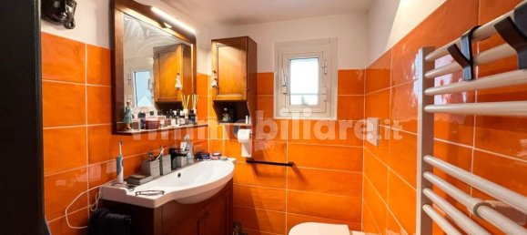 2 bedrooms Apartment in Genoa, Italy No. 13607 8