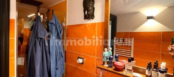 2 bedrooms Apartment in Genoa, Italy No. 13607 9