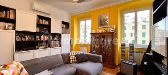 2 bedrooms Apartment in Genoa, Italy No. 13607 6