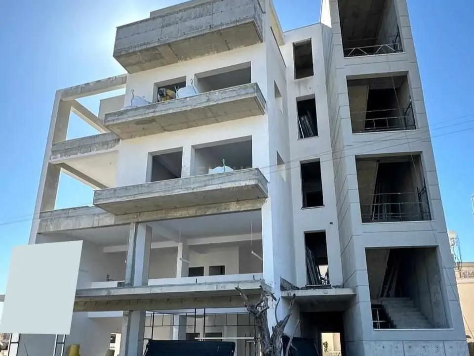 Apartamento T2 em Kato Polemidia, Cyprus N.º 5832