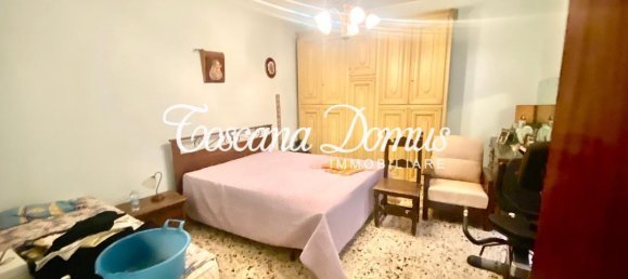 4-salle Appartement à Siena, Italy No. 21831 6