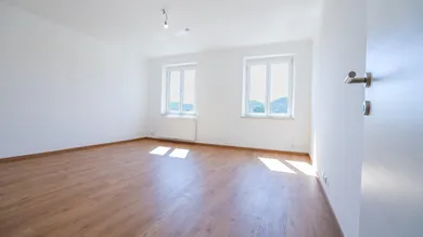 3غرفة شقة في Lend, Austria رقم 258253