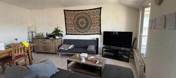 2غرفة شقة في Saint-Jean-le-Vieux, France رقم 311213 3