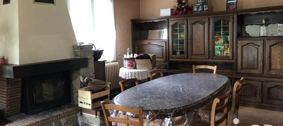 2 bedrooms House in Jura, France No. 301303 8