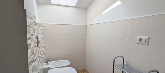 3 Schlafzimmer Doppelhaus in Florence, Italy, Nr. 335753 24