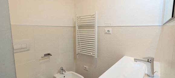 3 Schlafzimmer Doppelhaus in Florence, Italy, Nr. 335753 5