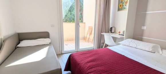 3 Schlafzimmer Doppelhaus in Florence, Italy, Nr. 335753 2