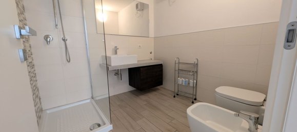 3 Schlafzimmer Doppelhaus in Florence, Italy, Nr. 335753 13