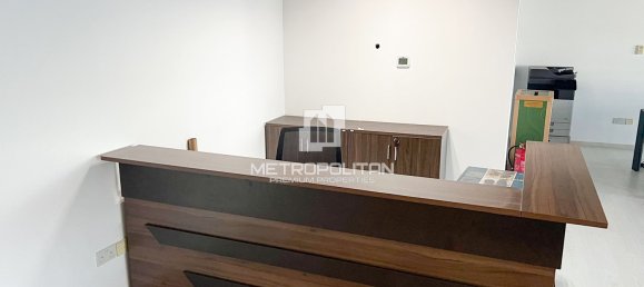 87.2m² Office in Jumeirah Lake Towers, UAE No. 109124 9