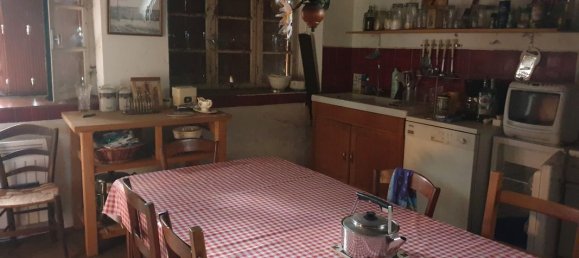 5 bedrooms House in Puy-de-Dome, France No. 342699 2