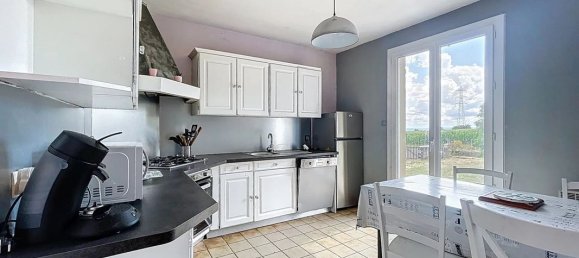 3 Schlafzimmer Haus in Rhone, France, Nr. 289818 8