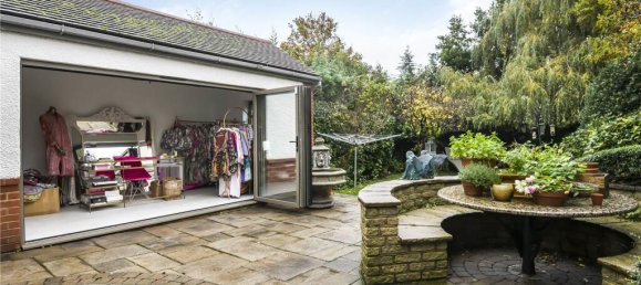 3 bedrooms House in London, United Kingdom No. 6637 29