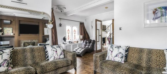 3 bedrooms House in London, United Kingdom No. 6637 37