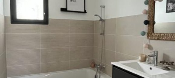 Дом с 3 спальнями в Эрбиньяк, Франция № 102241 8