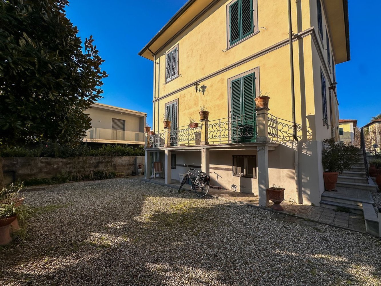 Villa de 14 divisões em Lucca, Italy N.º 139251
