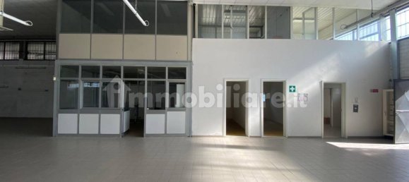 2100m² Warehouse in Scandicci, Italy No. 353684 3